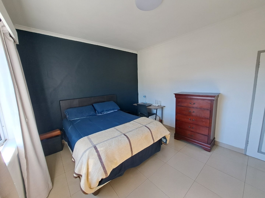 2 Bedroom Property for Sale in Zonnebloem Western Cape